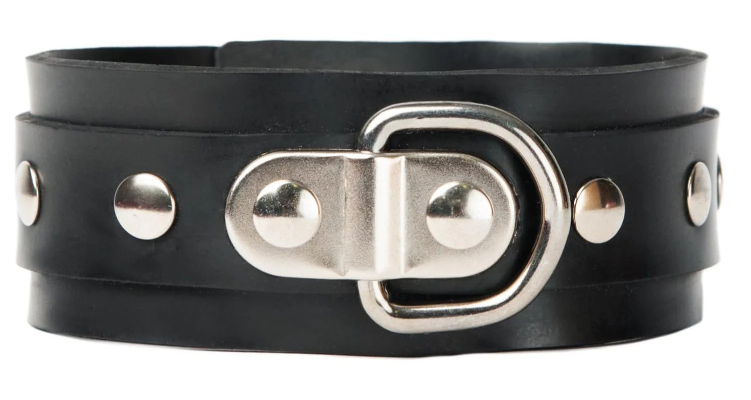 Sh! Rubber Bondage Collar - Image 3